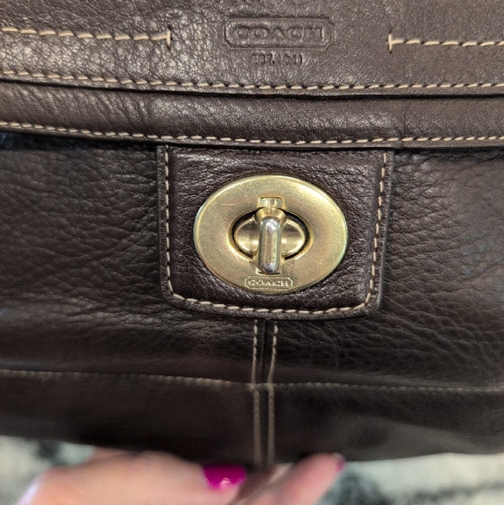 Coach RARE Penelope Convertible Hobo Crossbody Bag with Front Twist Lock Pocket - Picture 2 of 12